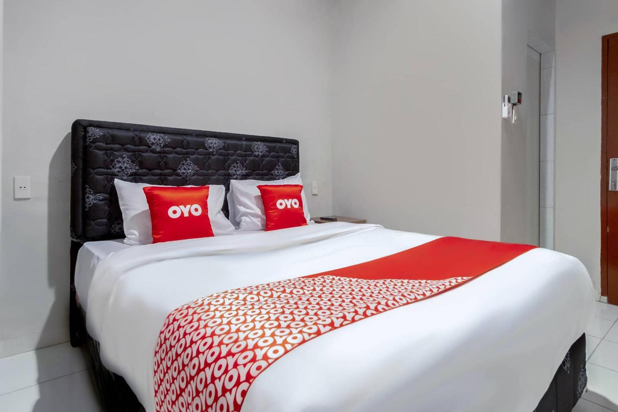 Super Oyo 2345 Homestay Jaya Медан Екстер'єр фото