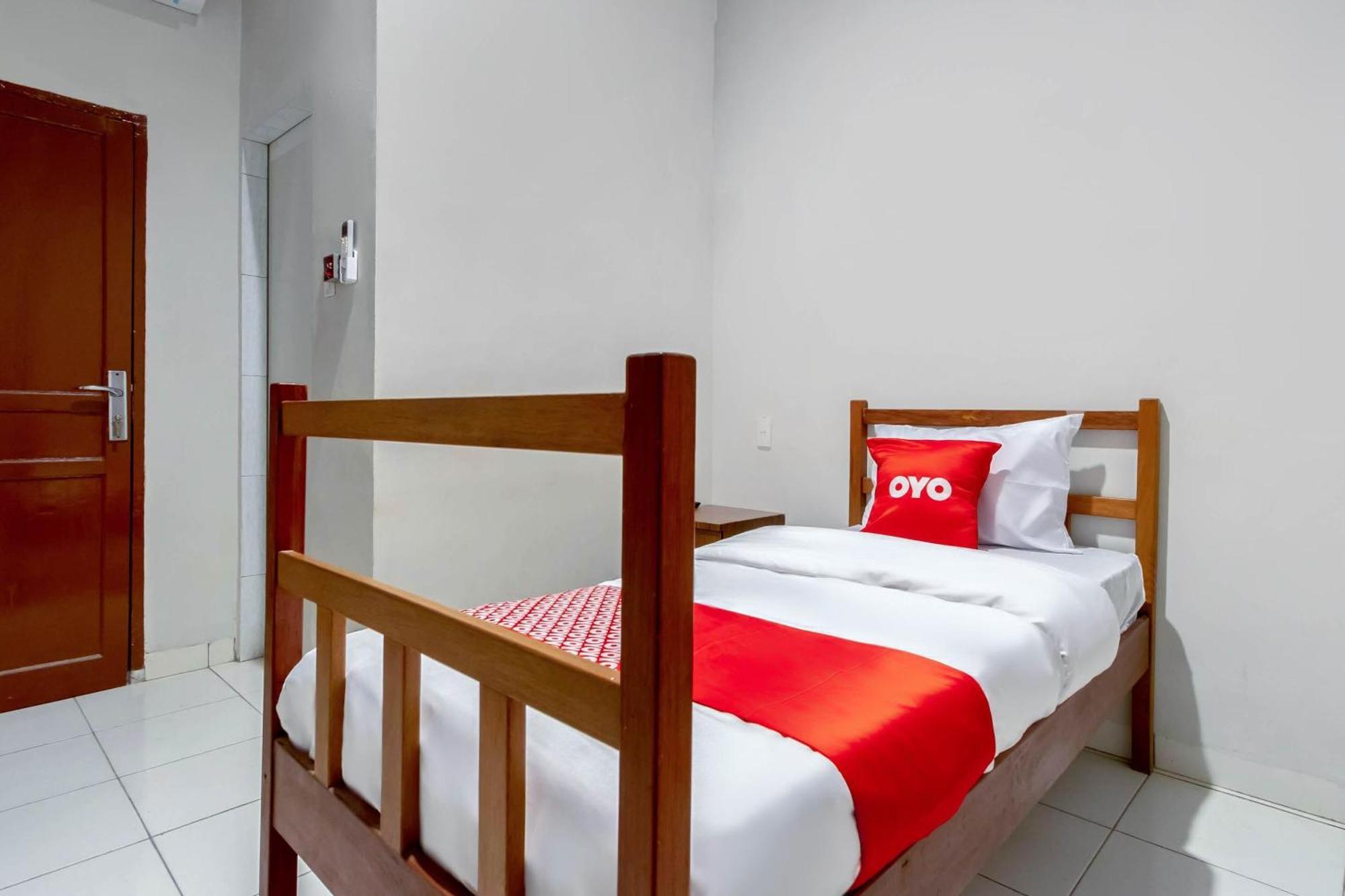 Super Oyo 2345 Homestay Jaya Медан Екстер'єр фото